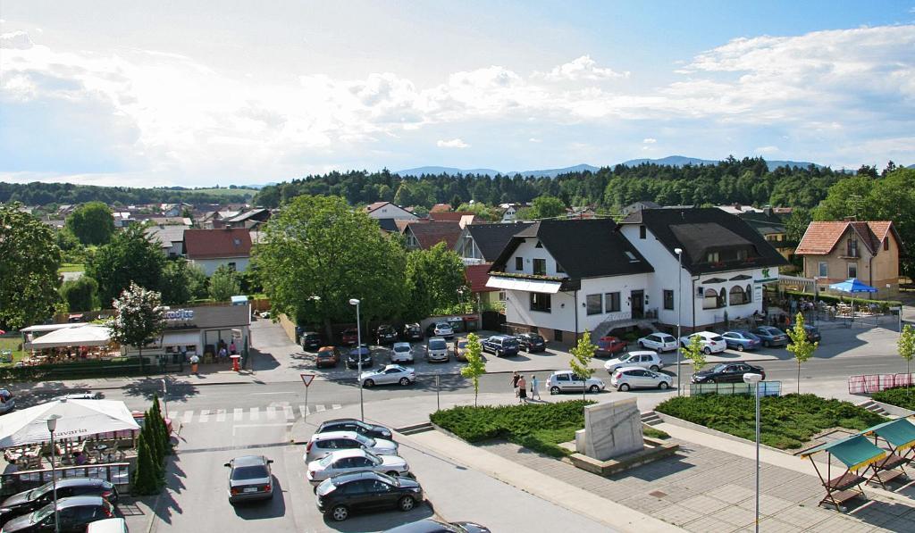 Guest House Pohorska Kavarna Maribor Luaran gambar